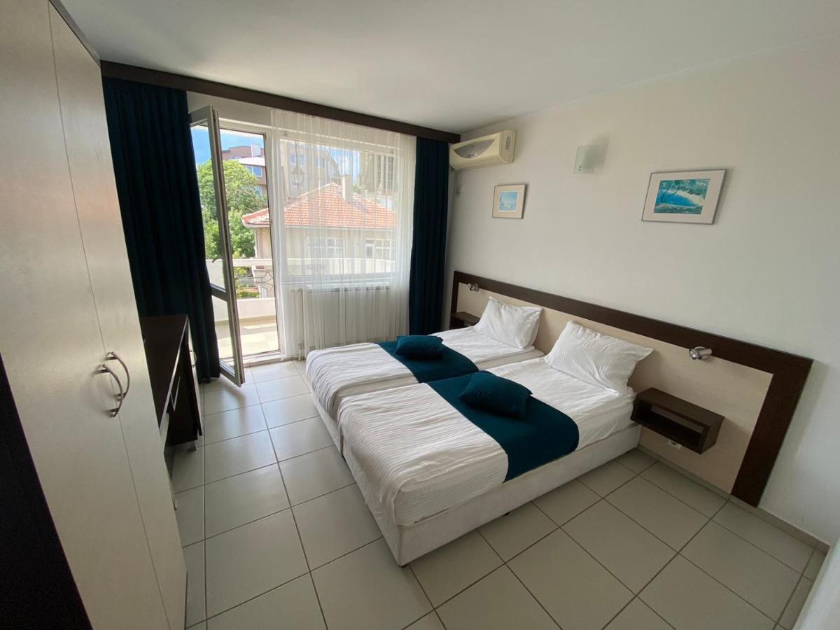 Lilia 2 Family Hotel Primorsko Zewnętrze zdjęcie