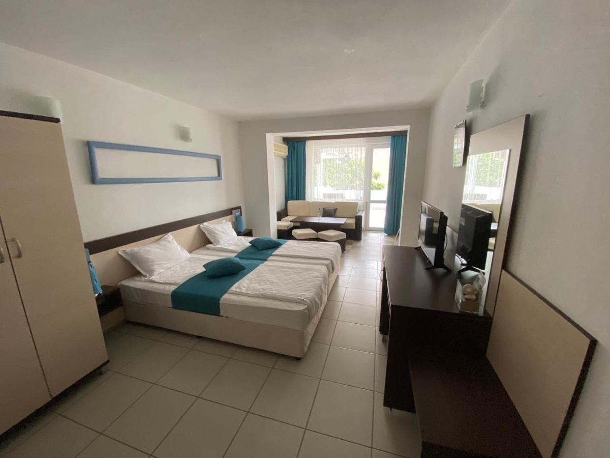 Lilia 2 Family Hotel Primorsko Zewnętrze zdjęcie