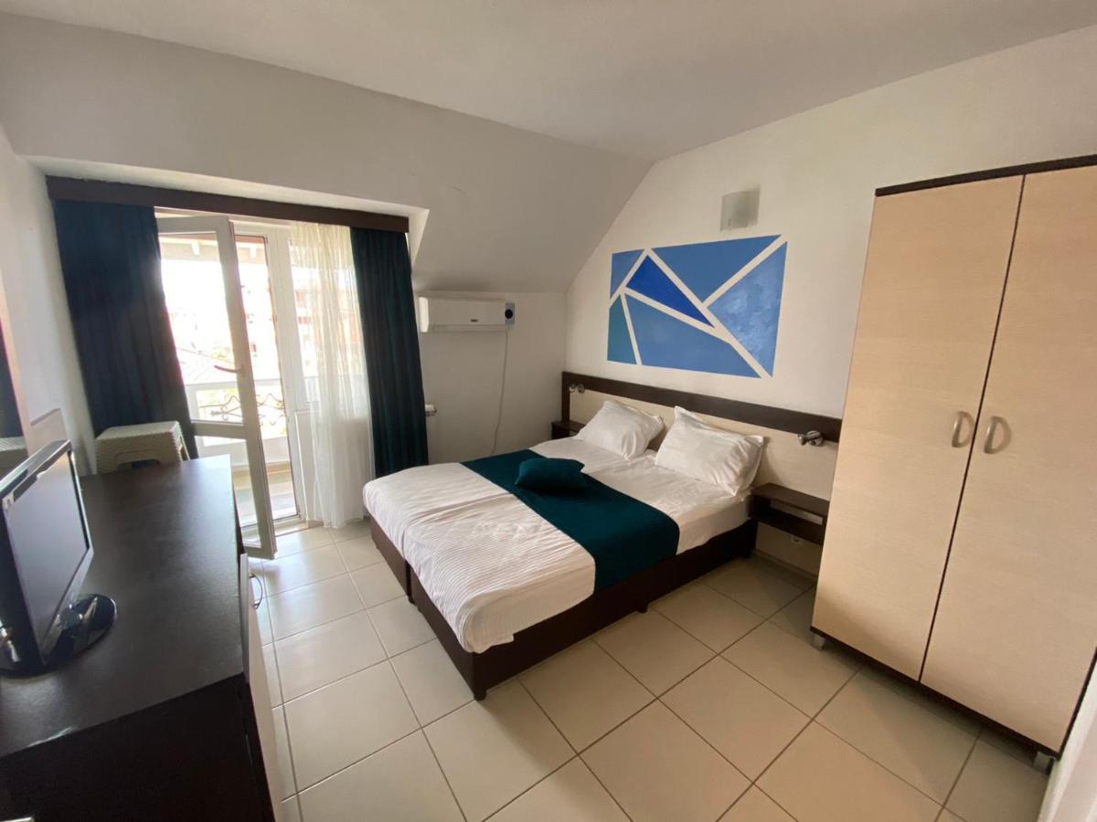 Lilia 2 Family Hotel Primorsko Zewnętrze zdjęcie