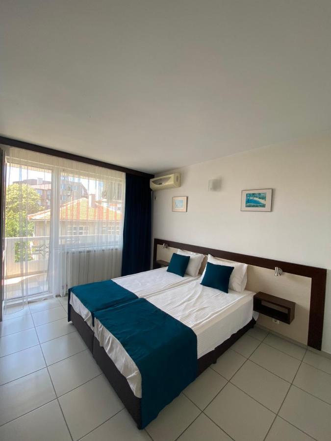 Lilia 2 Family Hotel Primorsko Zewnętrze zdjęcie
